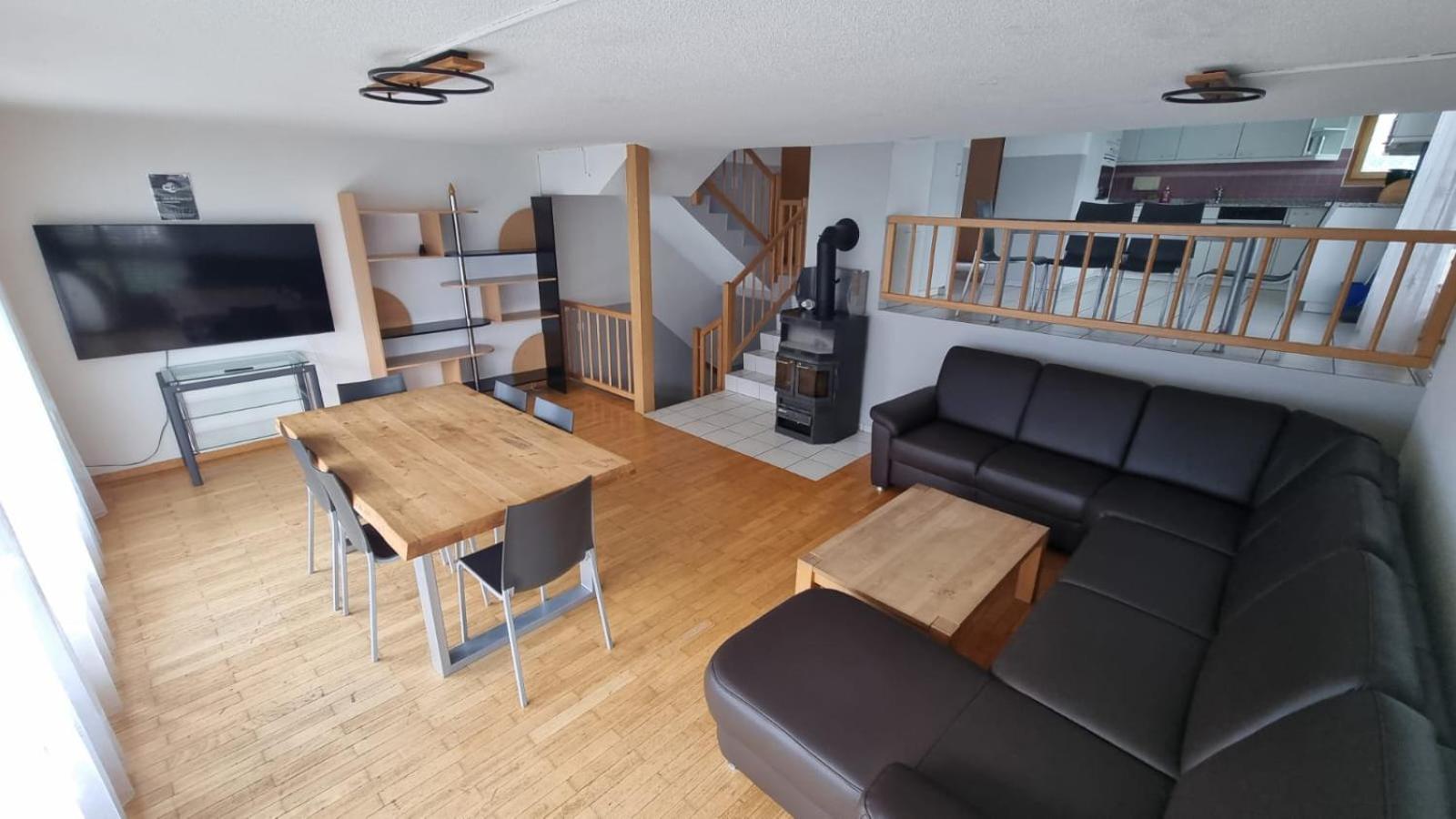 Lake View Residence نيدريد المظهر الخارجي الصورة
