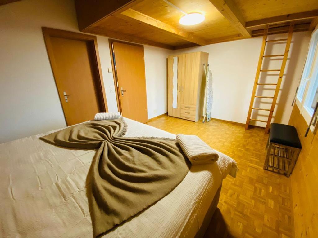 Lake View Residence نيدريد المظهر الخارجي الصورة